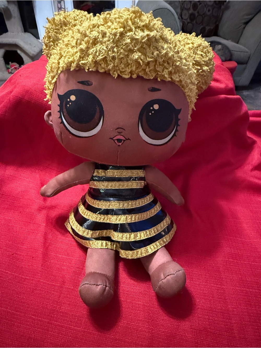 L.O.L. Surprise! Royal Bee Plushwith Gold Curls and Black & Gold Striped Dress